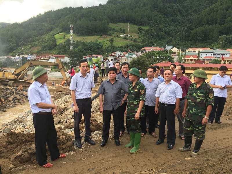 Đoàn công tác của Bộ Nông nghiệp và Phát triển nông thôn khắc phục hậu quả thiên tai tại huyện Mù Cang Chải, Yên Bái